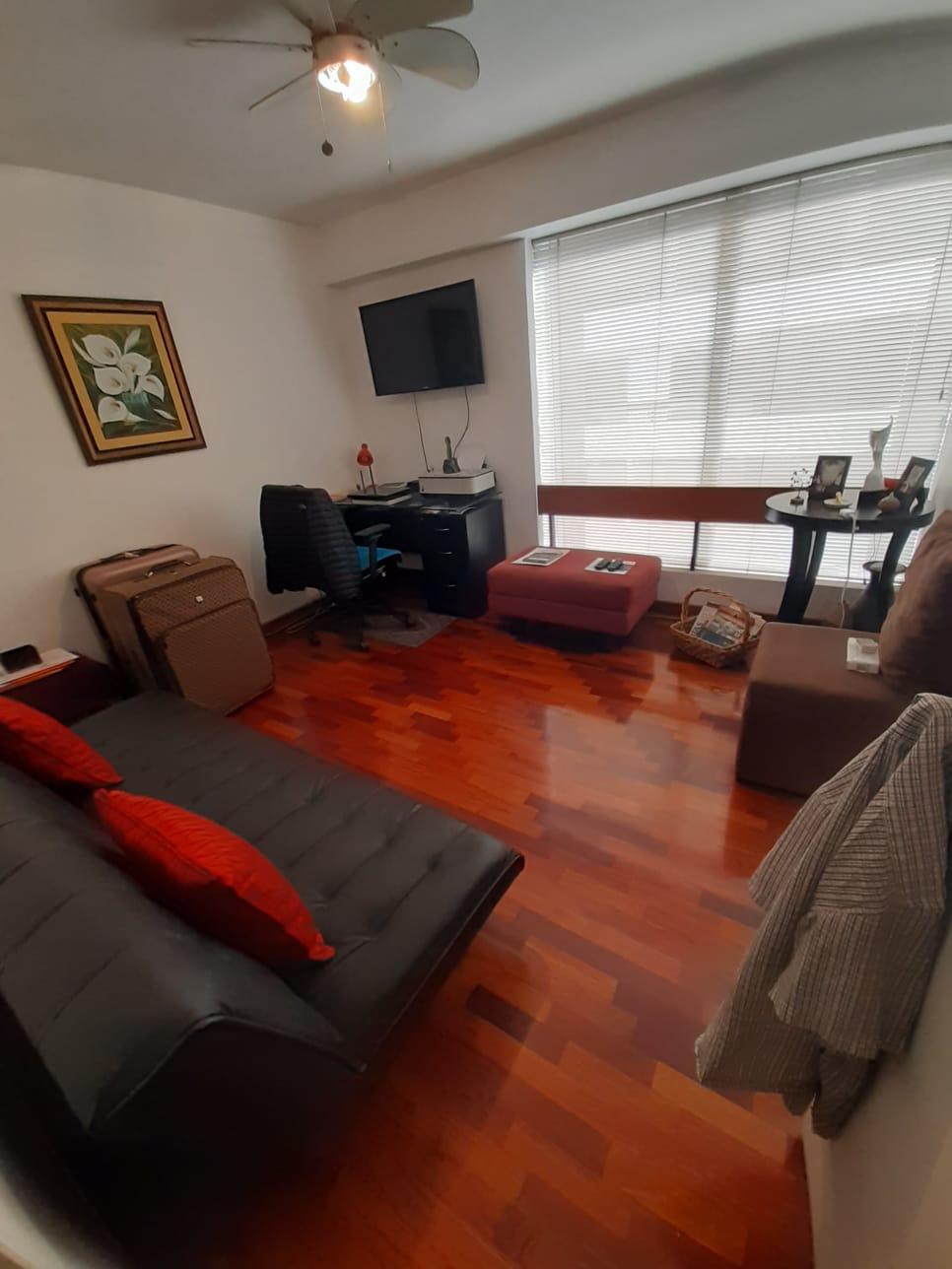 Imagen miniatura fb5b433f-8f9f-4f00-8a25-882658d02297