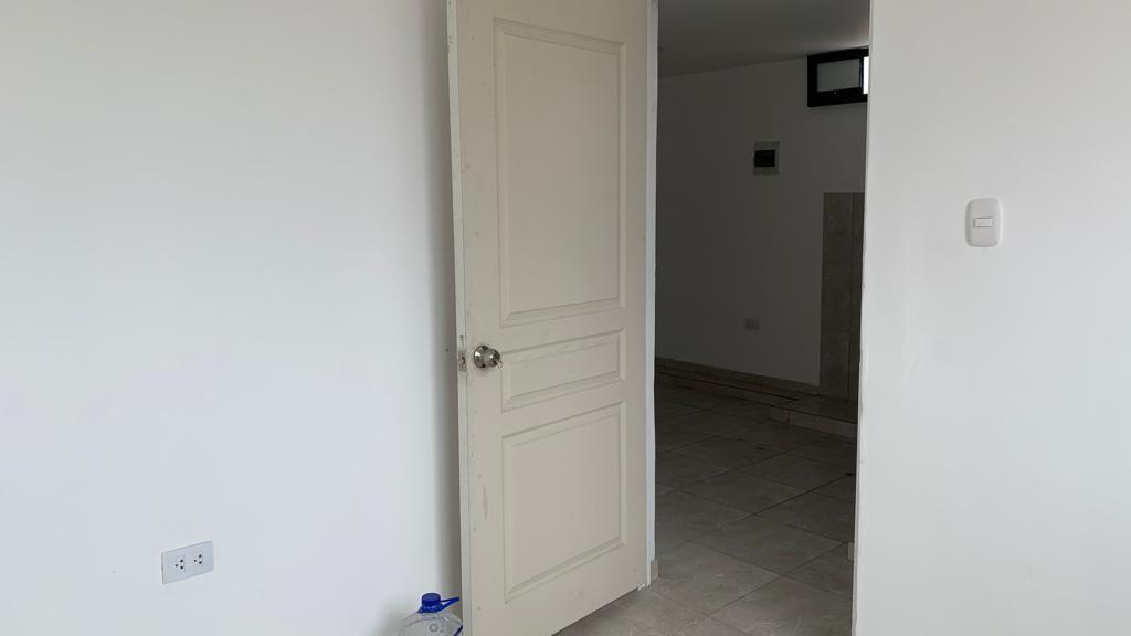 Imagen miniatura bf8679c4-a369-4e7a-bf73-e8bd252e6ef7