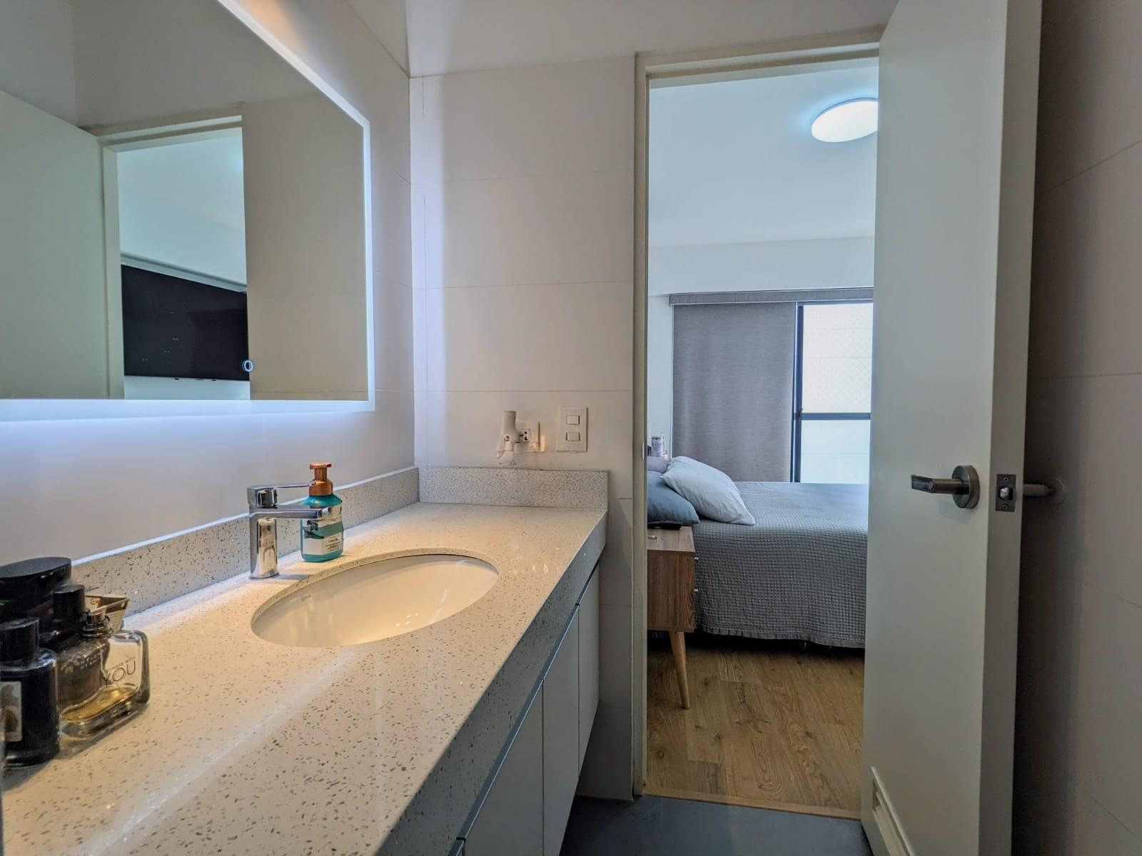 Imagen miniatura f0a00481-978c-4aa0-bdfe-39a557086f11