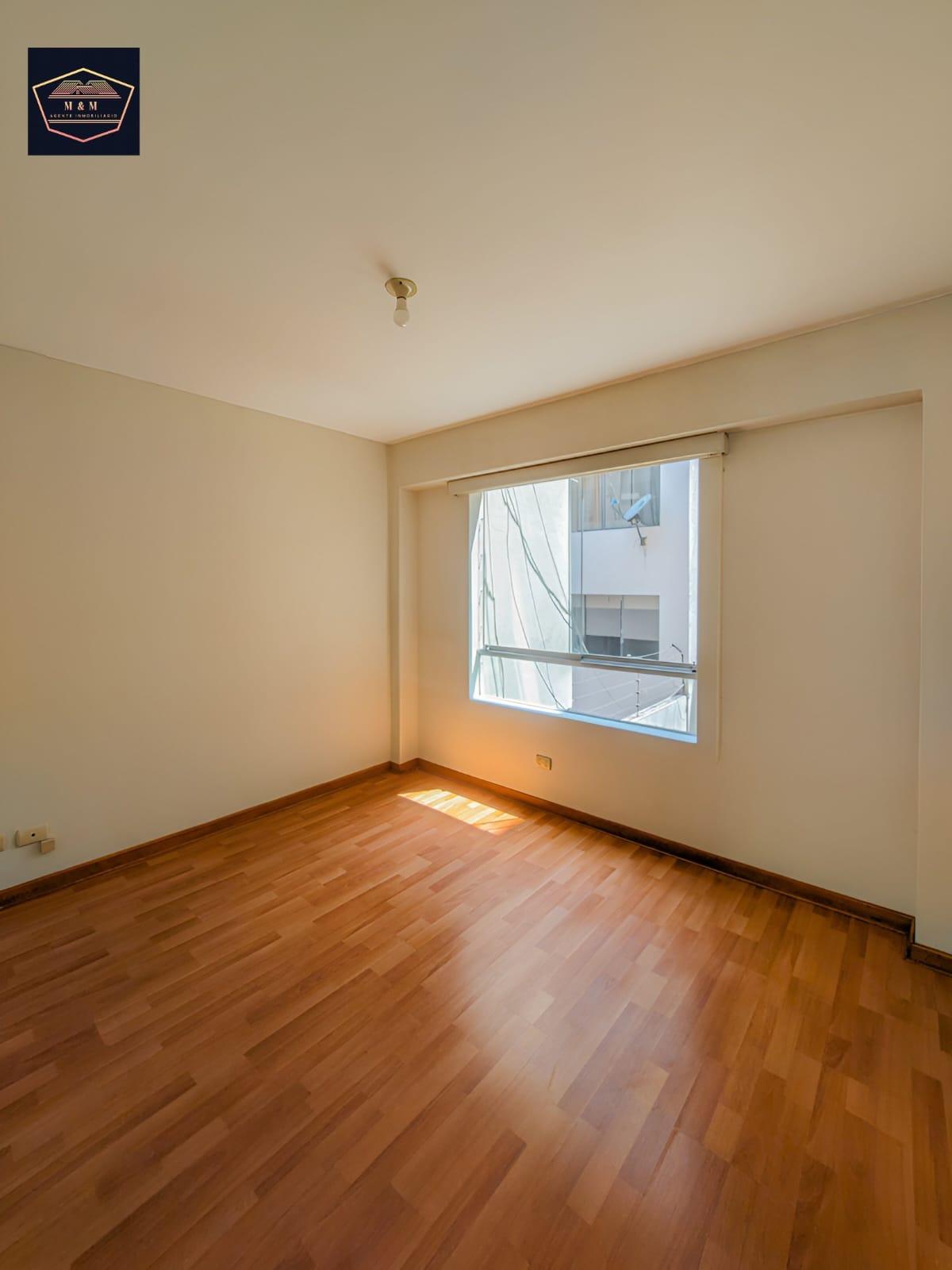 Imagen miniatura 5a0daec9-9001-45d5-9bbf-a4e49c7ec55e