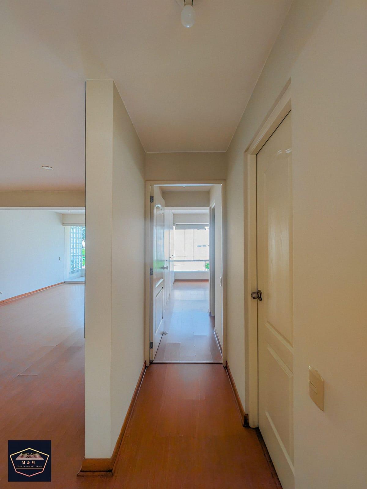 Imagen miniatura 2405c0d5-5f49-4b46-ab74-b2563a498e01