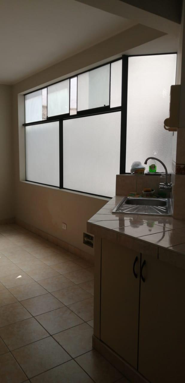 Imagen miniatura db7b5c6d-9c92-43a6-b699-2739b84737a8