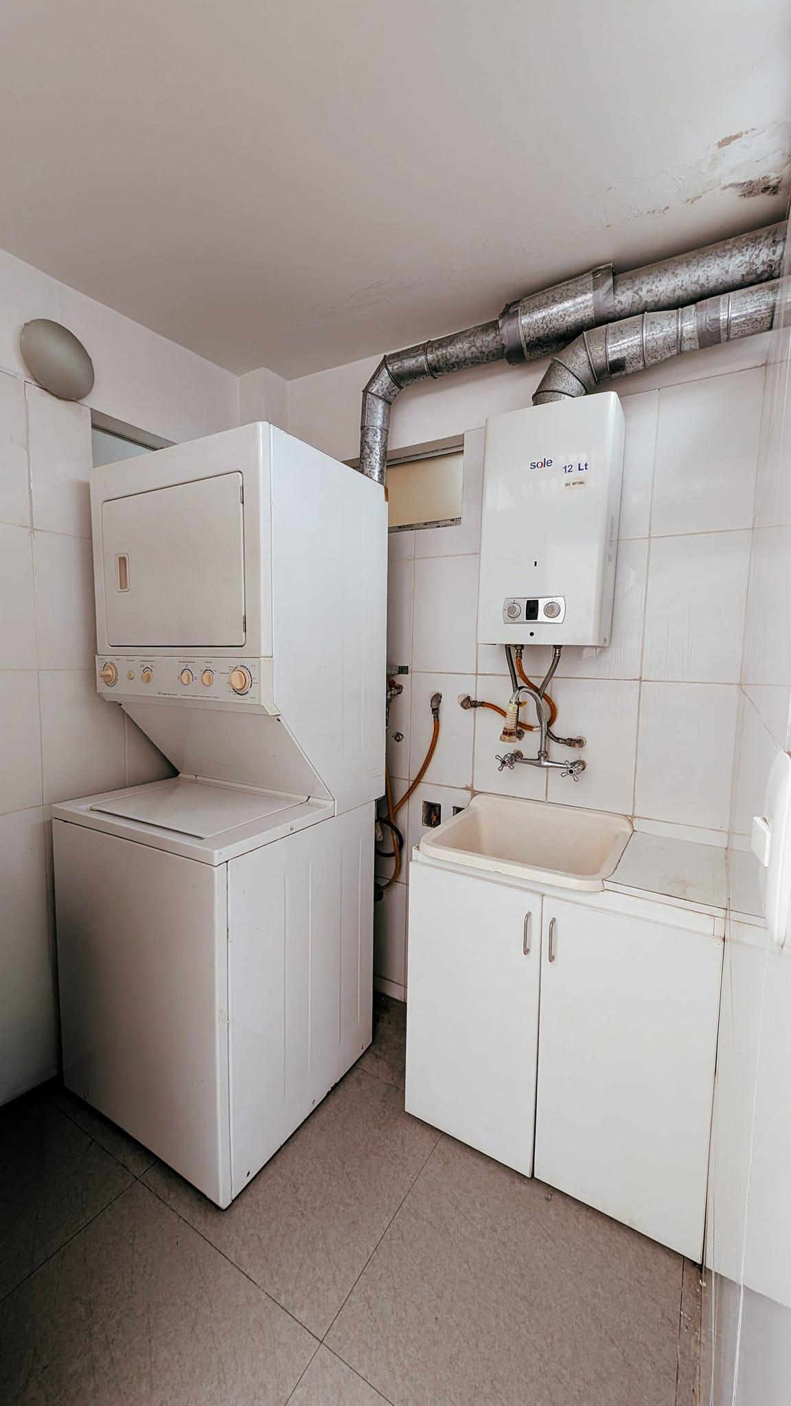 Imagen miniatura f1841c16-b5c4-471e-b17a-90b8b152921a