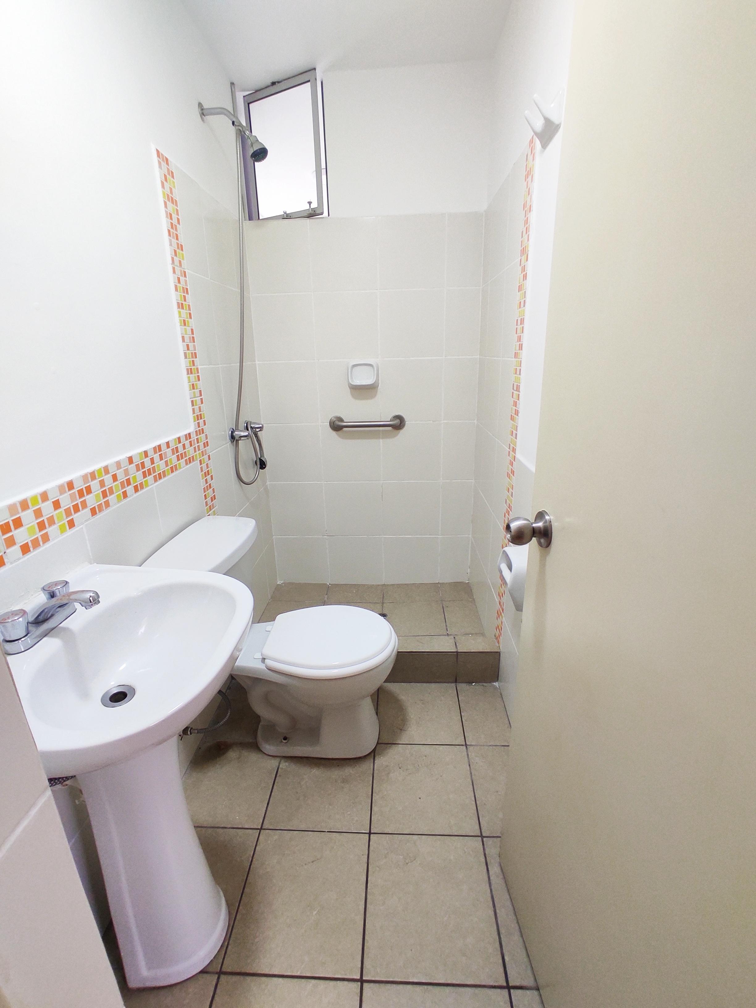 Imagen miniatura 2bfb4b5f-604a-4da9-bc67-25d599e215af