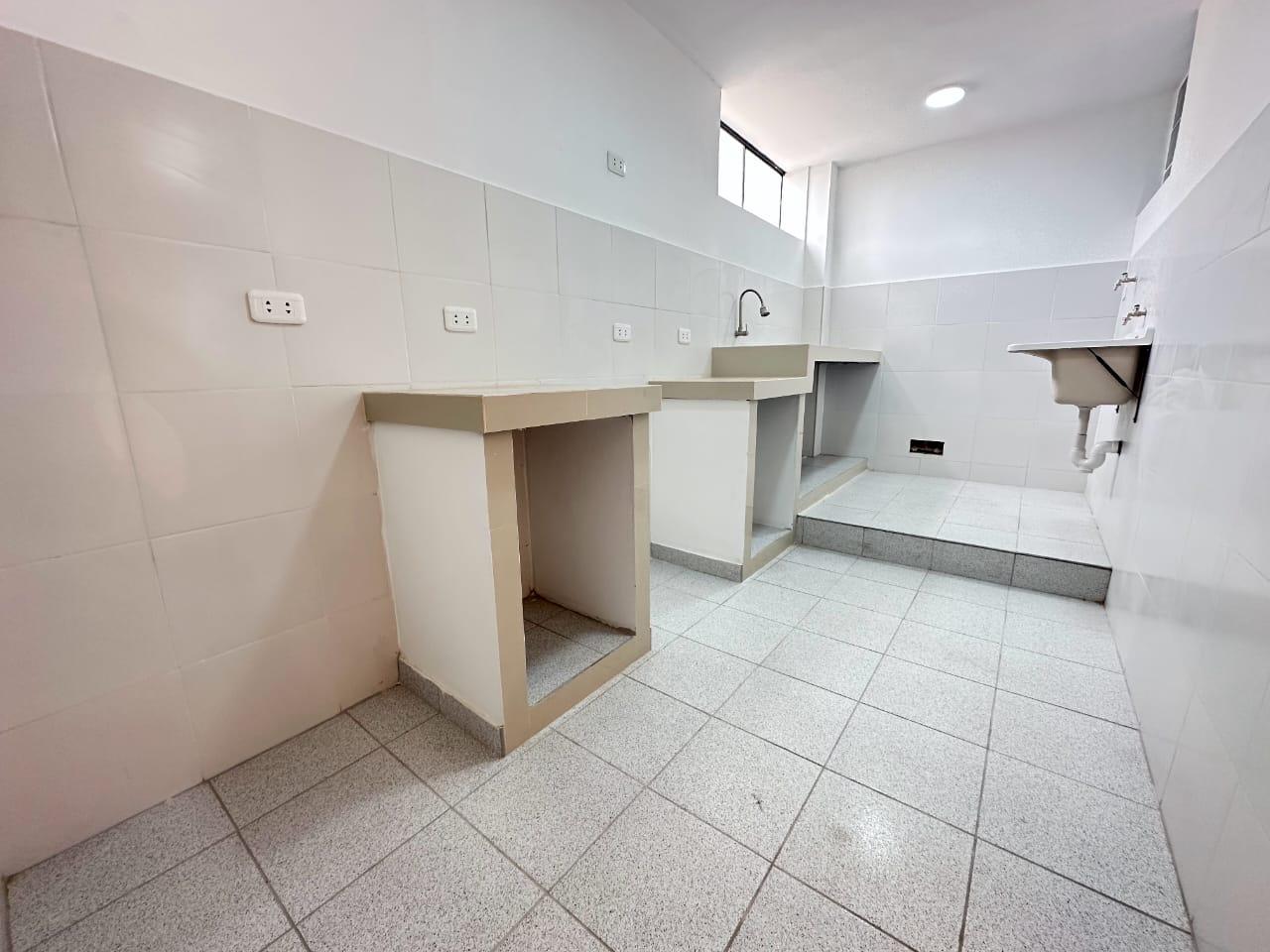 Imagen miniatura 7b5d4d78-2040-4512-a6f5-4e3dac96b8db