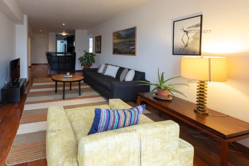 Imagen miniatura 8b5a58ab-f15f-43f1-94e7-4c6e71d239a2