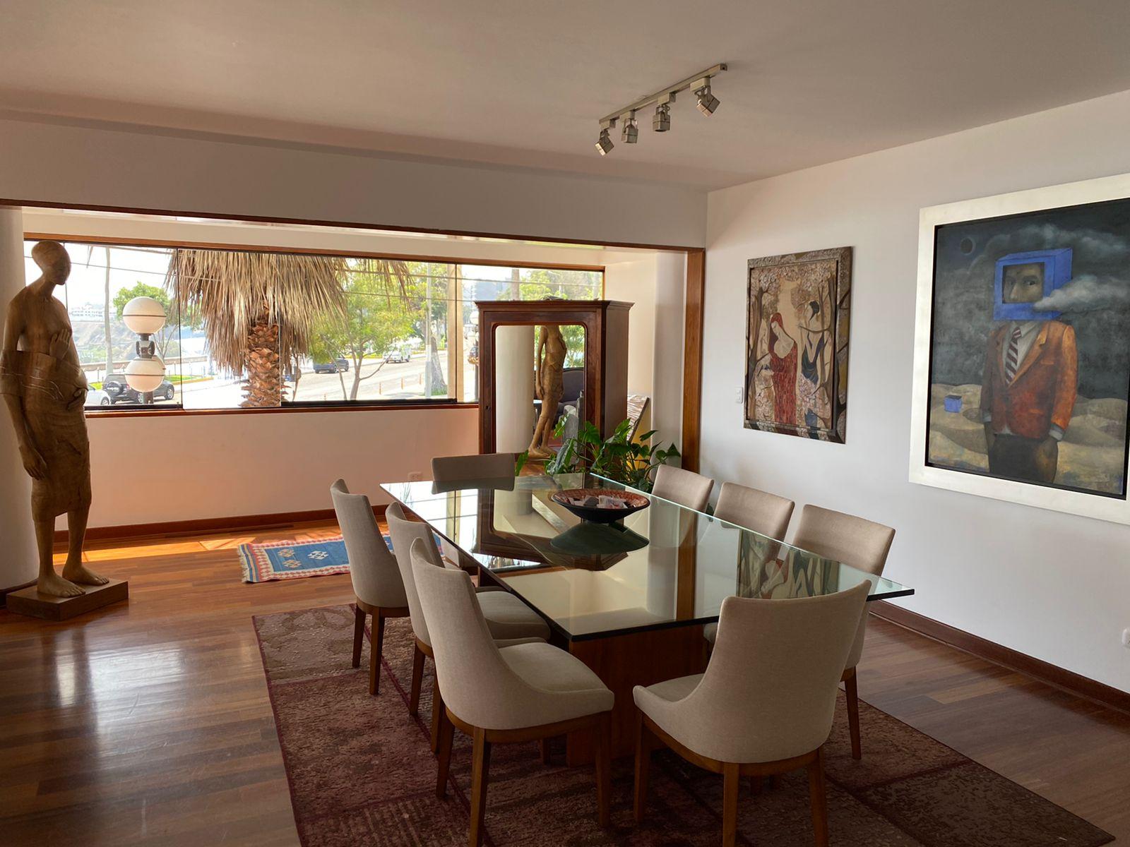 Imagen miniatura 1e1a4641-806d-476c-89b9-ae8107bb5bdb