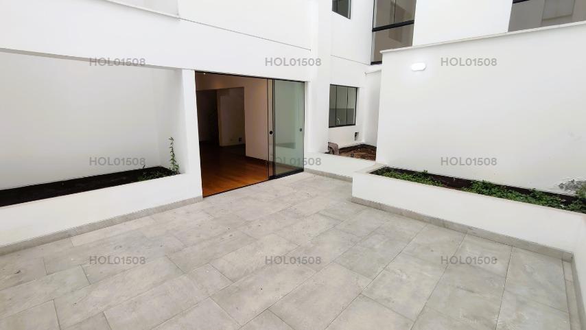 Imagen miniatura 821a23b4-e13e-47c8-842b-4e67b0285926