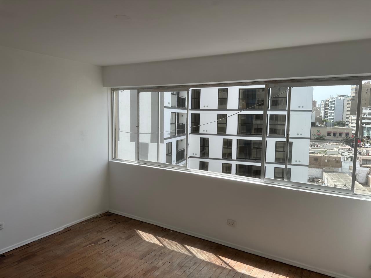 Imagen miniatura d74b3805-78a9-439a-af78-157a31758f7a