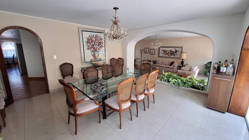 Imagen miniatura a3fe79a5-5a1b-45ba-87af-550f2bb9421c